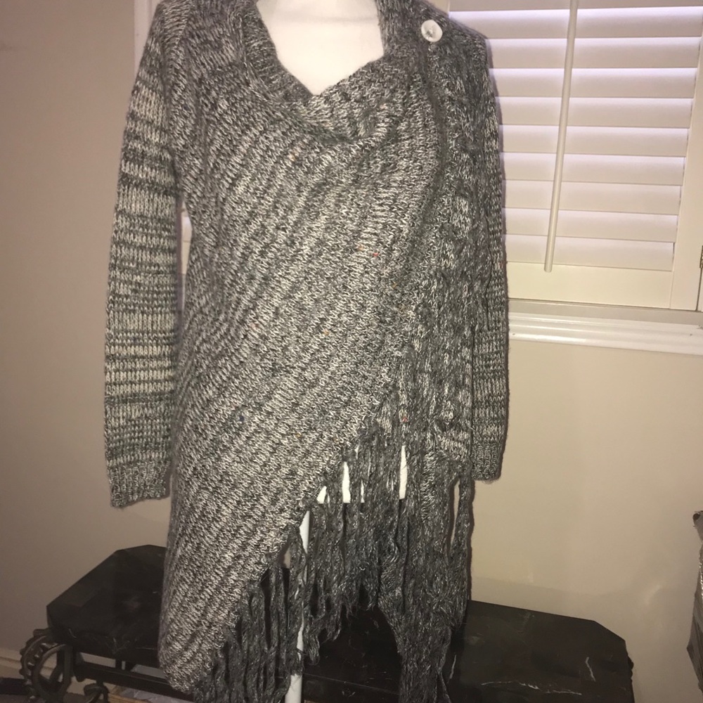 LONG GREY SWEATER/COWL WRAP